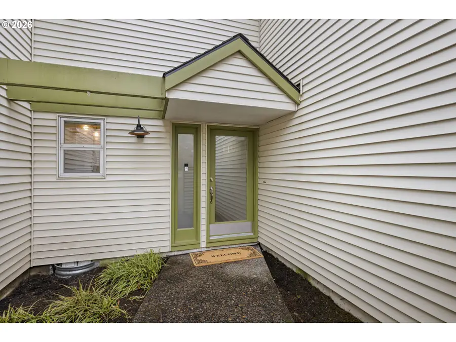 1196 NW Weybridge Way, Beaverton, OR 97006 - Image #2