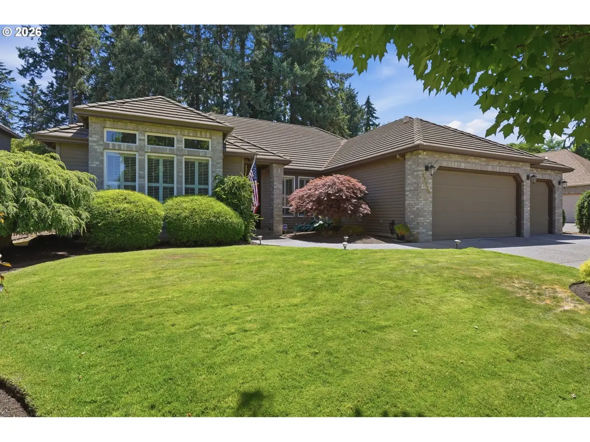21820 SW Fuller Dr, Tualatin, OR 97062 - #1