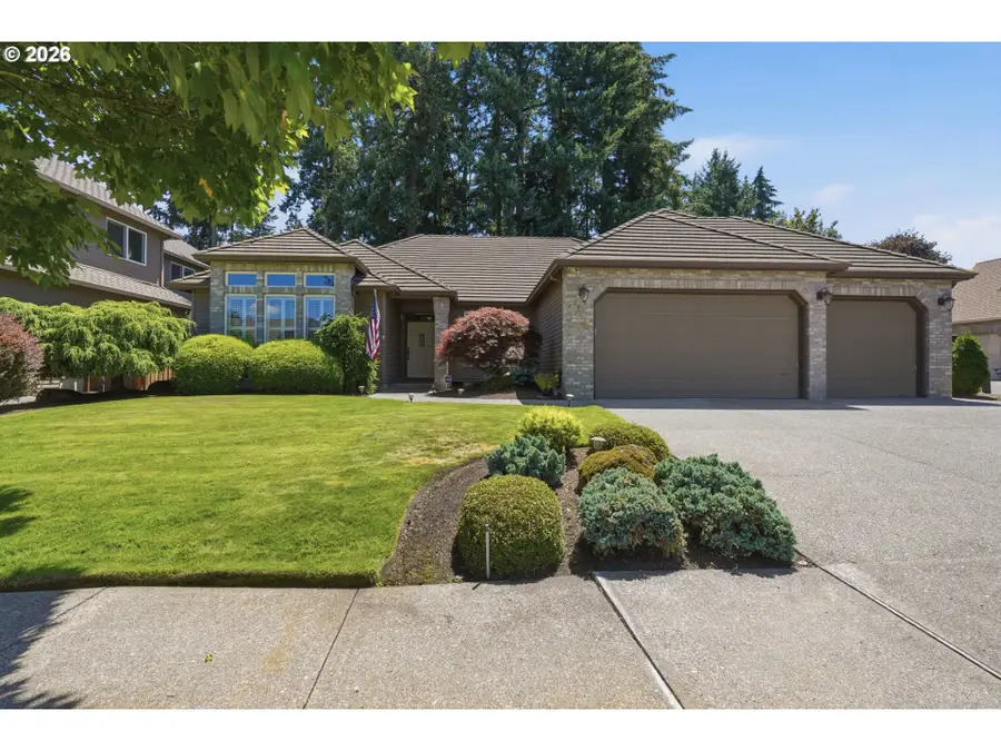 21820 SW Fuller Dr, Tualatin, OR 97062 - #2