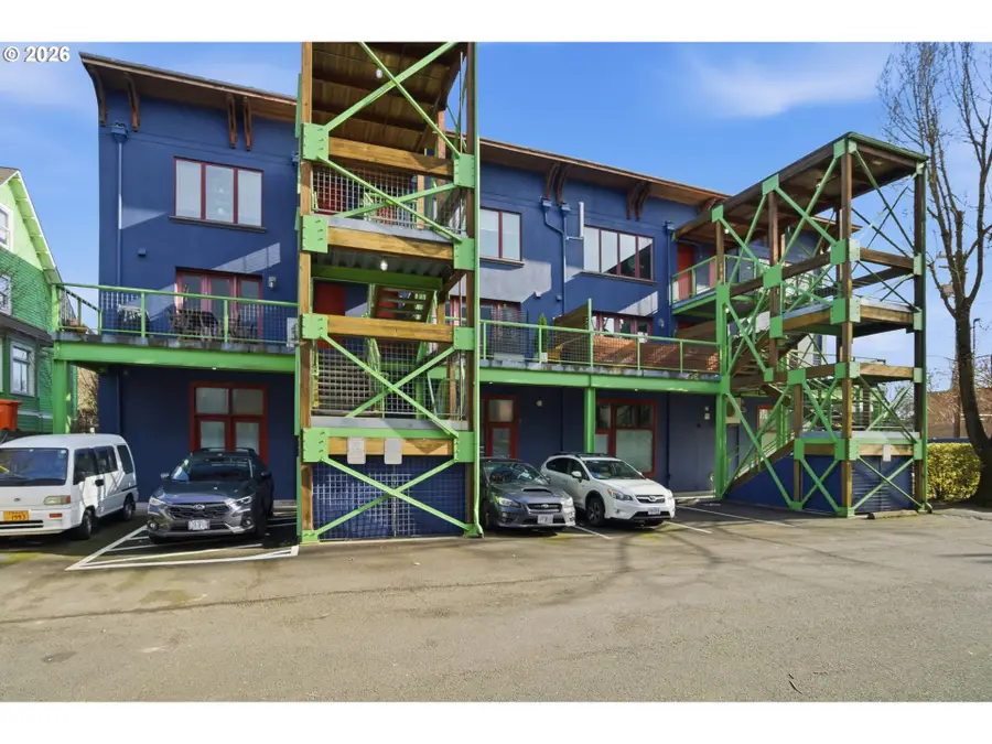 325 NE Graham St #6, Portland, OR 97212 - #3