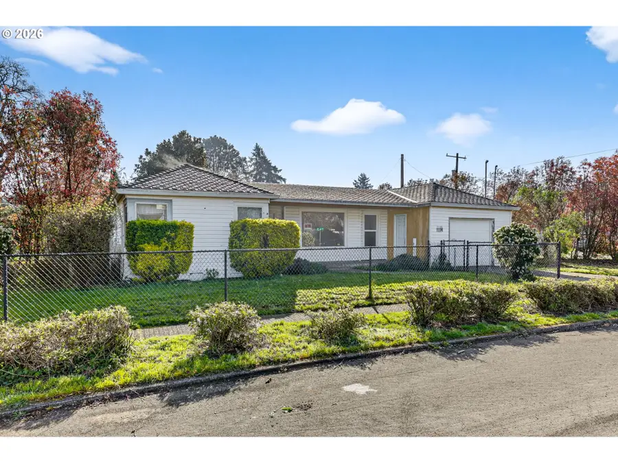 11186 SE 32nd Ave, Milwaukie, OR 97222 - #3