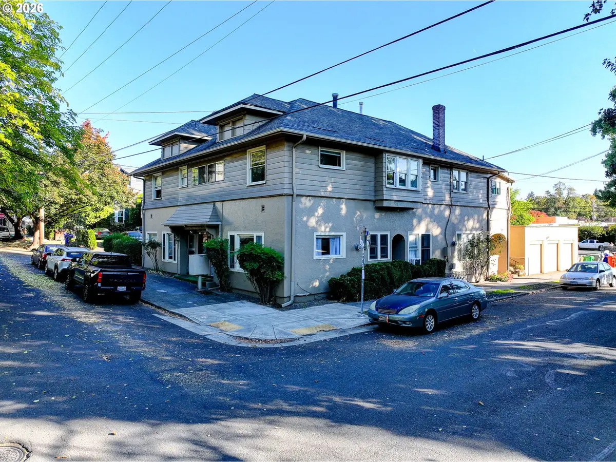 1712 SE Main St, Portland, OR 97214 - #1
