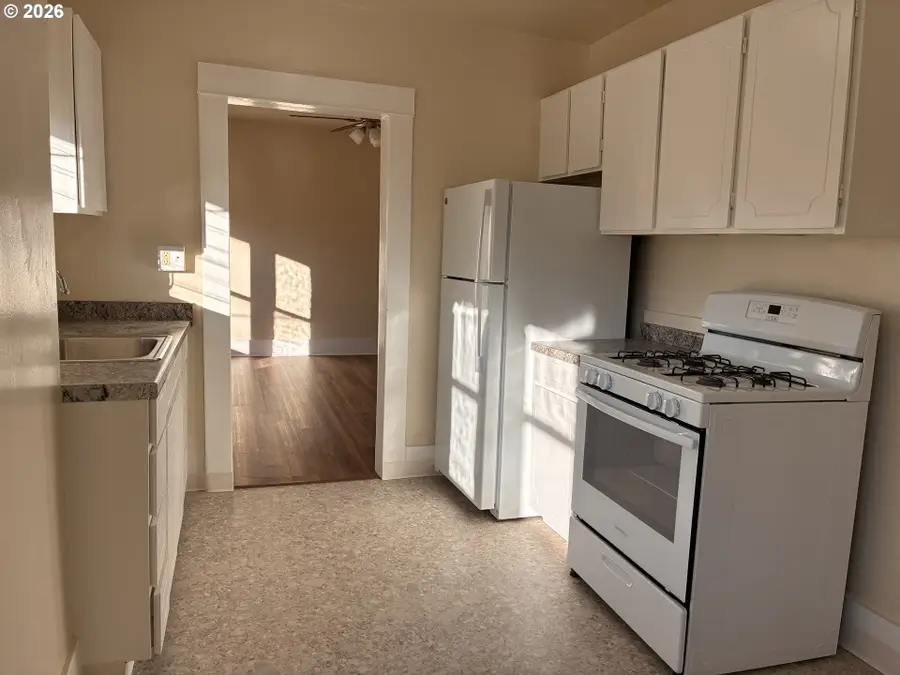 1712 SE Main St, Portland, OR 97214 - #3