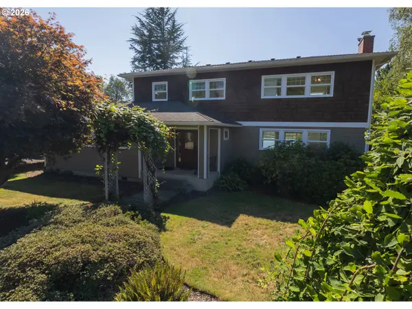 36305 Bartoldus Loop, Astoria, OR 97103