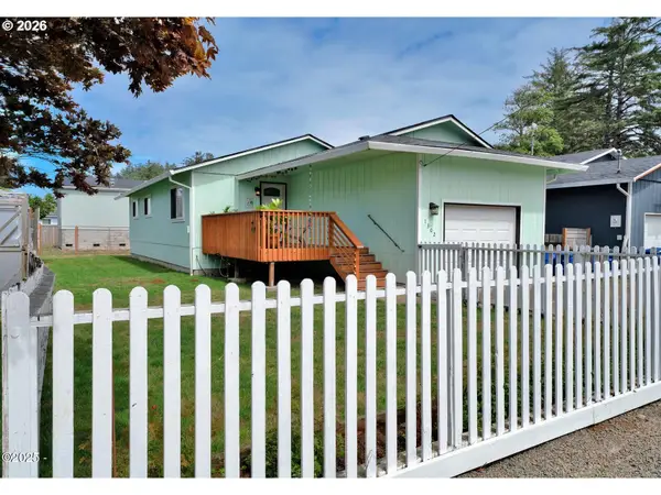 1302 SW 63rd St, LincolnCity, OR 97367