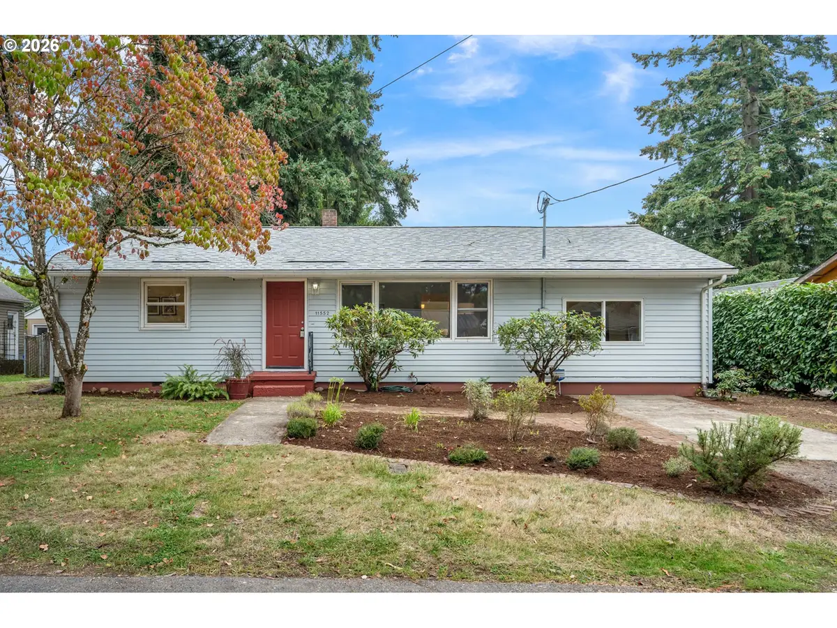 11552 SE Hawthorne St, Portland, OR 97216 - #1