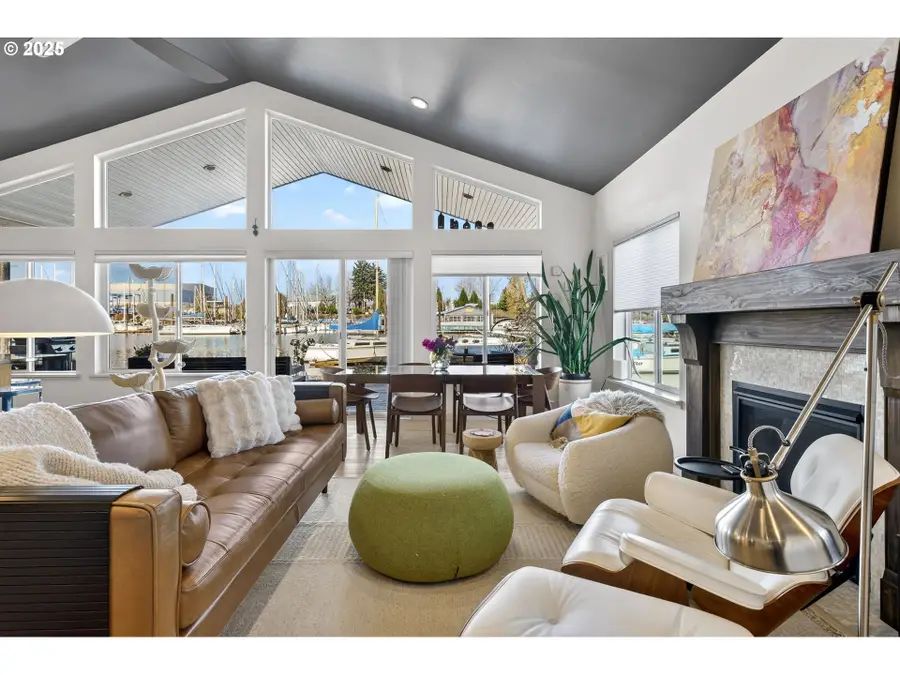 173 NE Bridgeton Rd #14, Portland, OR 97211 - Image #3