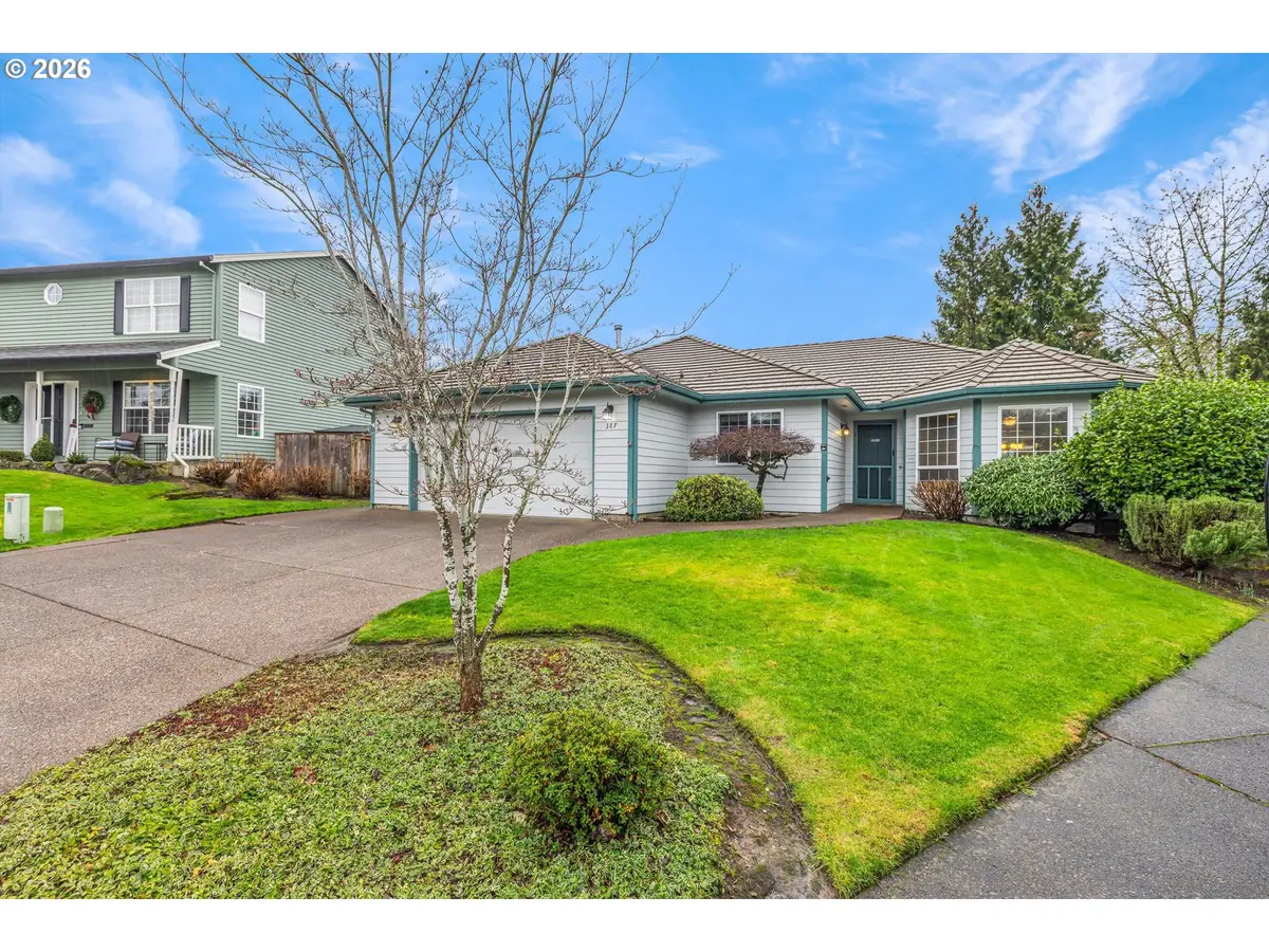 387 NE 15th Ct, Hillsboro, OR 97124 - #1