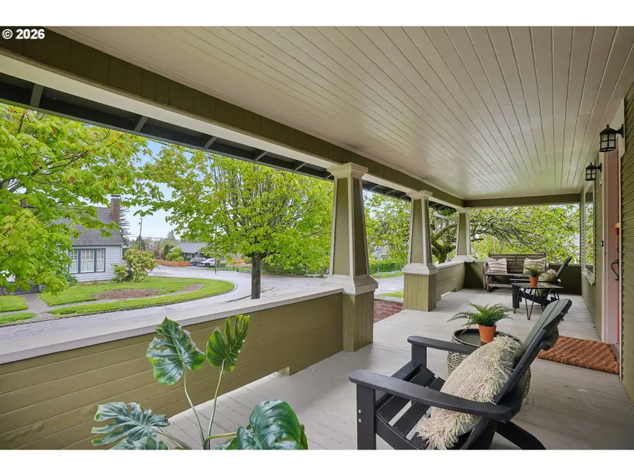 428 Willamette St, Oregon City, OR 97045 - #2