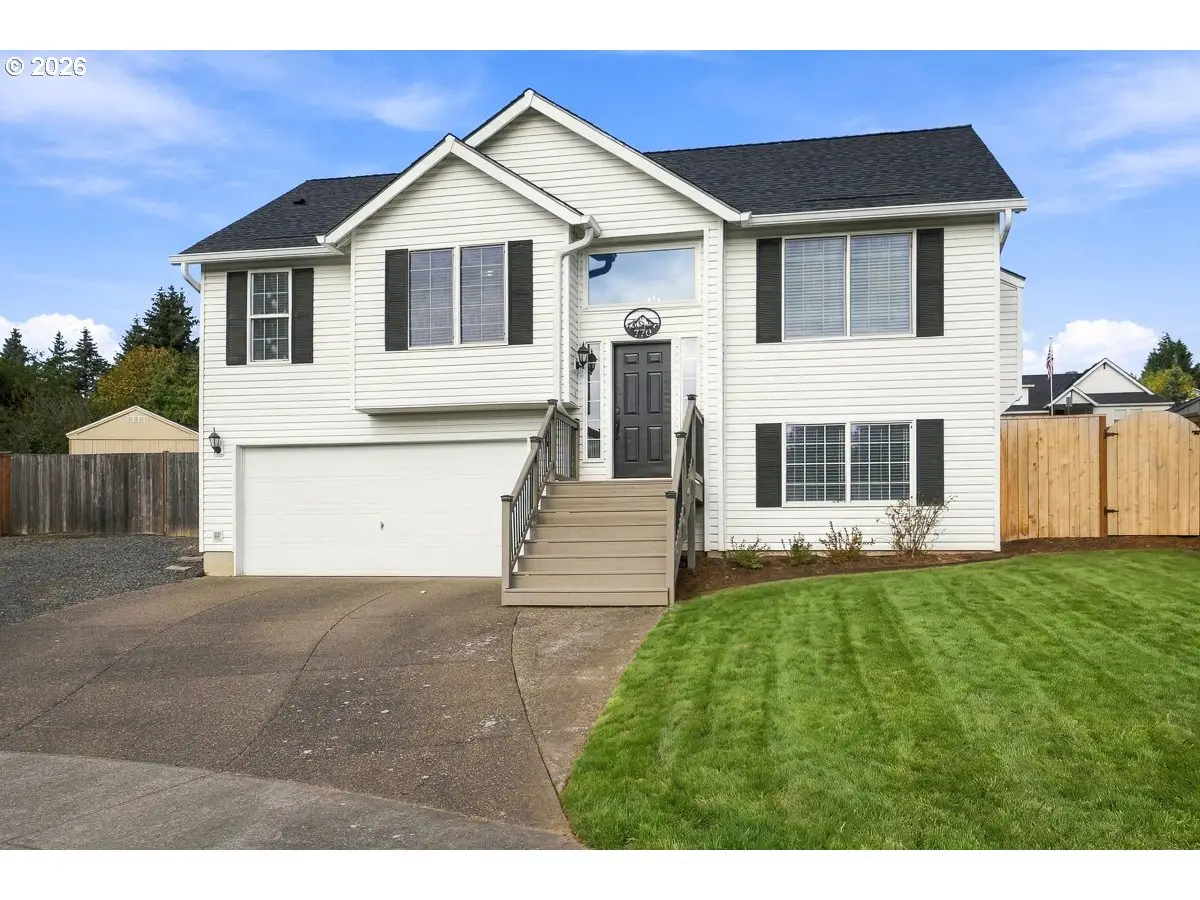 770 SW Scotsman Ct, Dundee, OR 97115 - #1