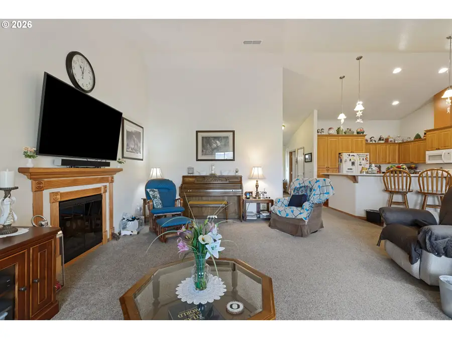 344 Marion Meadow Ln, Camas Valley, OR 97416 - #2