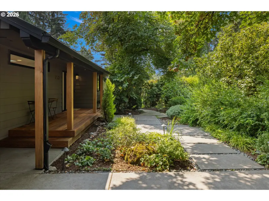752 Lake Forest Dr, Lake Oswego, OR 97034 - #3