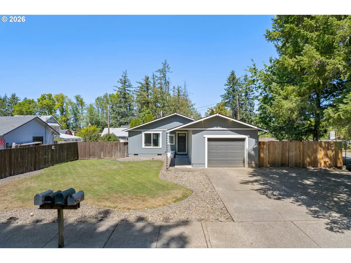25221 Cheney Dr, Veneta, OR 97487 - #1