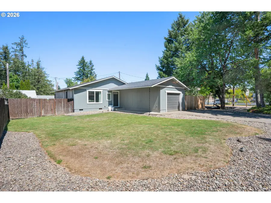 25221 Cheney Dr, Veneta, OR 97487 - #3