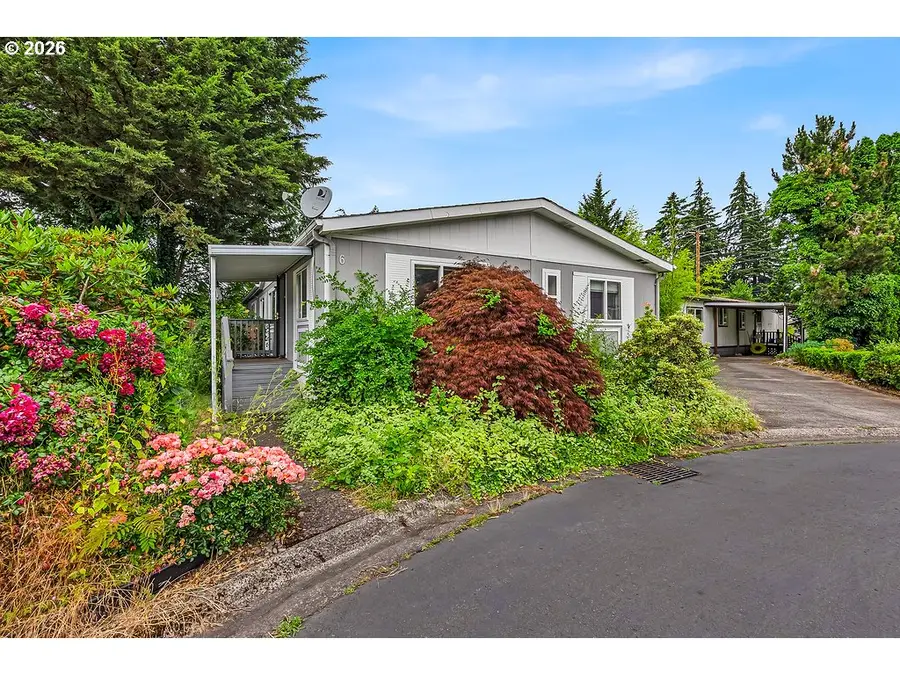 16000 SE Powell Blvd #6, Portland, OR 97236 - #2