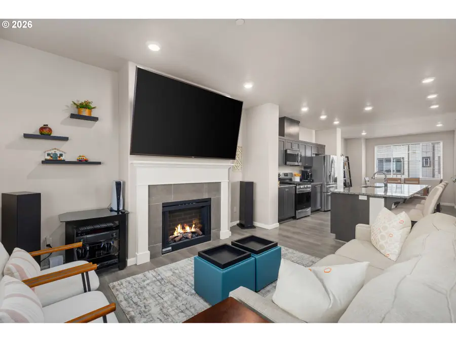 14203 SW 169th Ave, Beaverton Hillsboro, OR 97224 - Image #3