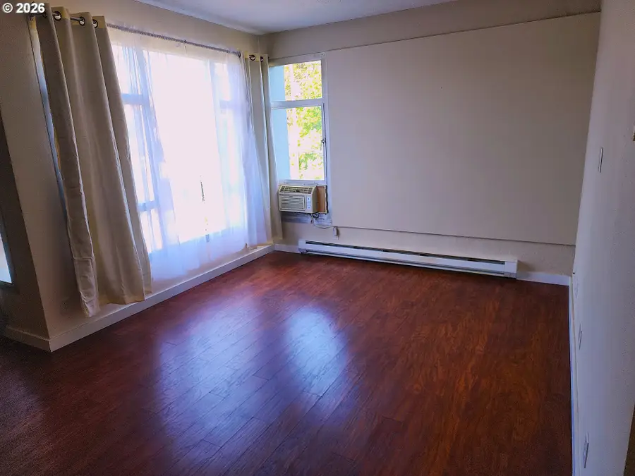 1313 Lincoln St #303, Eugene, OR 97401 - #2