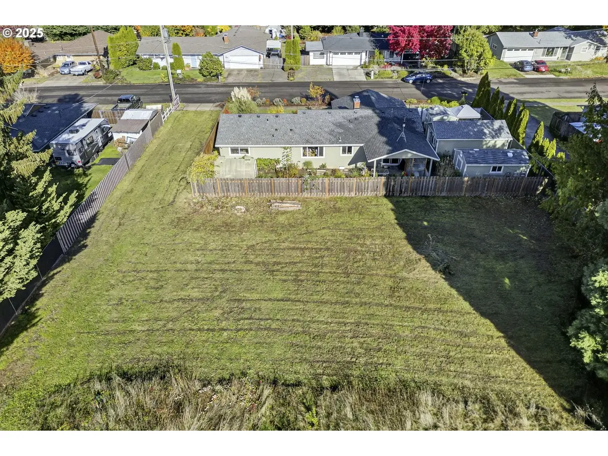 514 E Melody Ln, Newberg, OR 97132 - Image #1