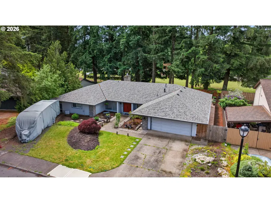 2264 SE Singing Woods Dr, Hillsboro, OR 97123 - #2