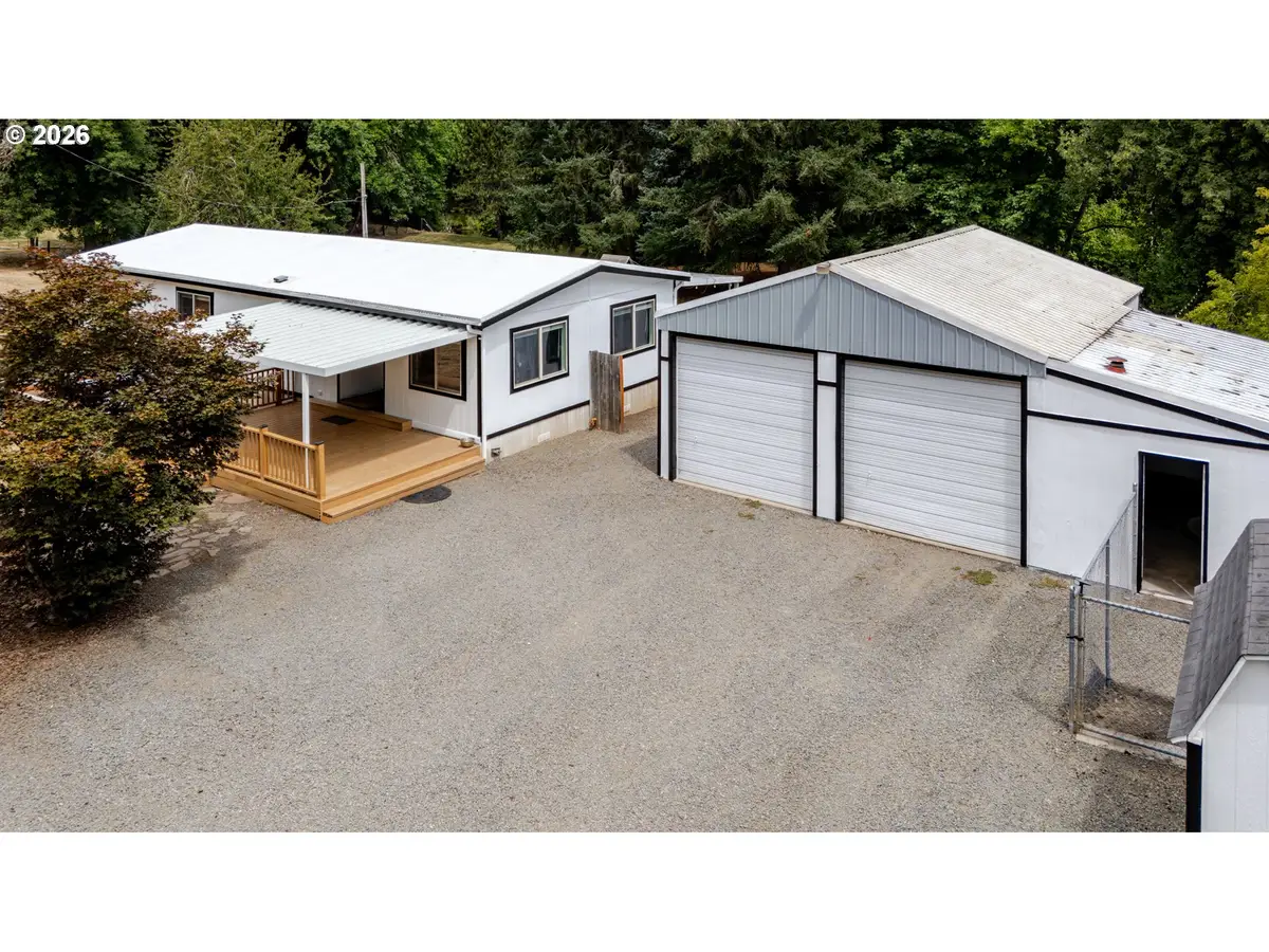 25697 Brush Creek Rd, East Linn, OR 97386 - #1