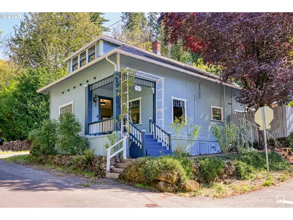 216 3rd Ave, OregonCity, OR 97045