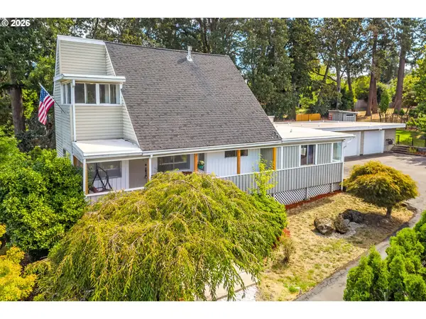 421 Mcclaine St, Silverton, OR 97381