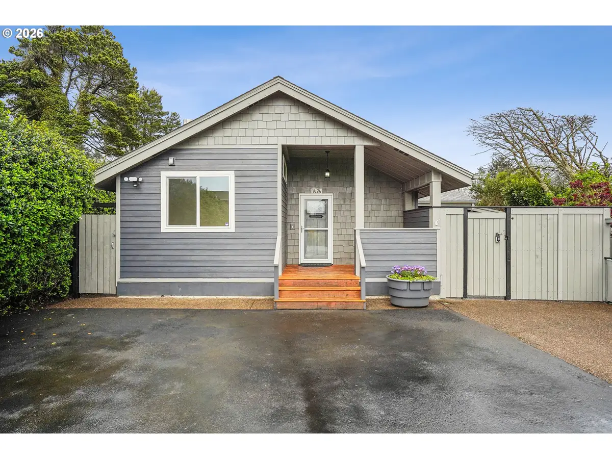 1626 NW 21st St, Lincoln City, OR 97367 - #1