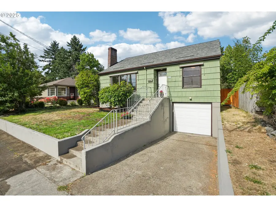 4801 NE 42nd Ave, Portland, OR 97218 - #2