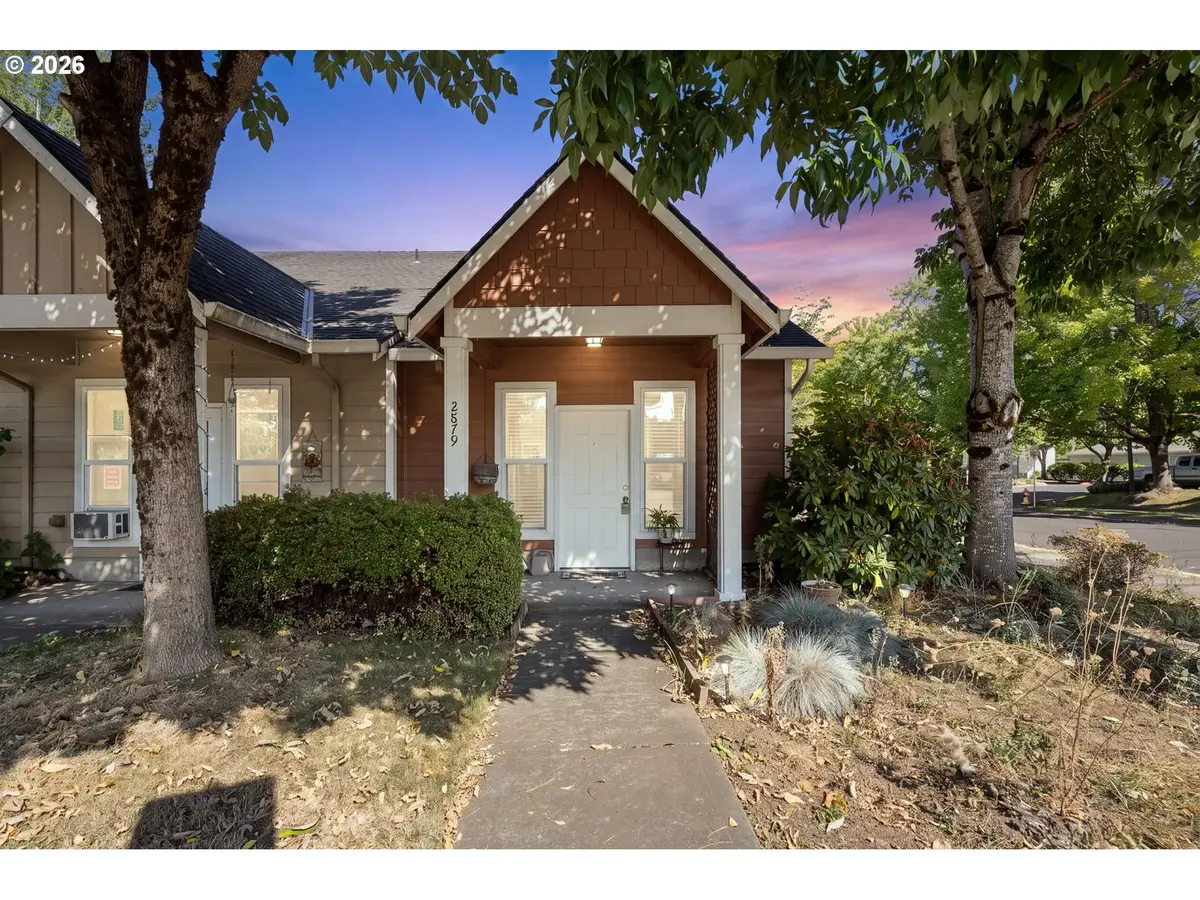 2879 NE Division St, Gresham, OR 97030 - #1