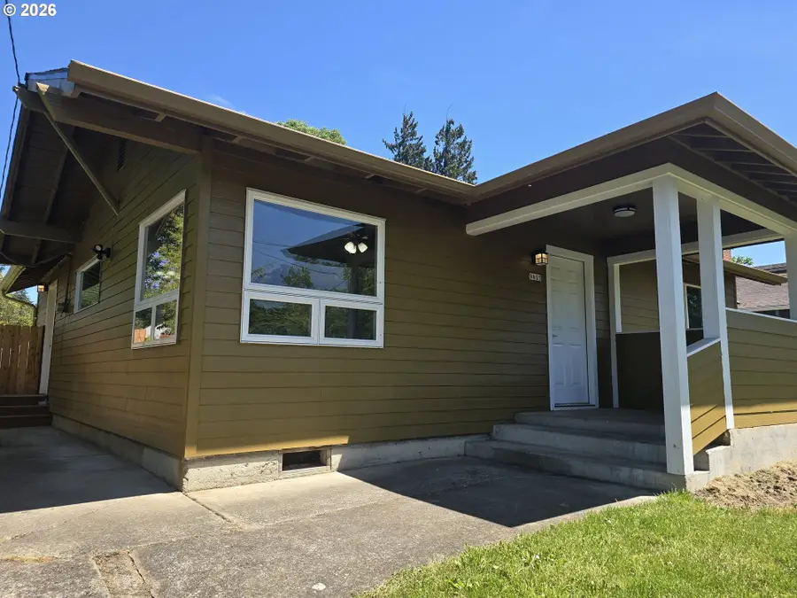 9805 N Central St, Portland, OR 97203 - #2