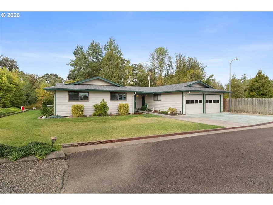 1240 39th Ave Sw, Albany, OR 97321 - #2