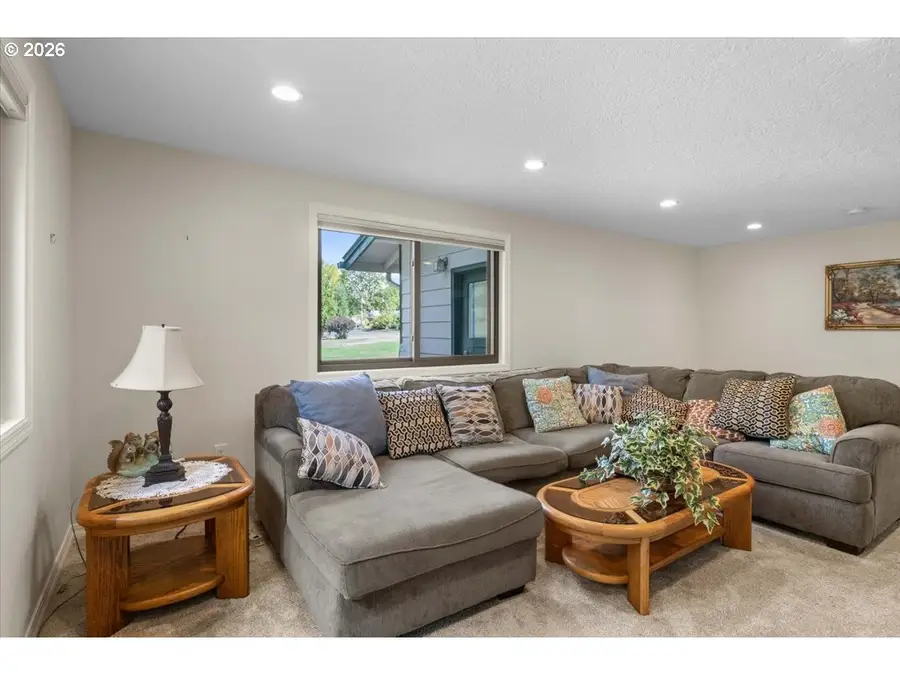 1240 39th Ave Sw, Albany, OR 97321 - #3
