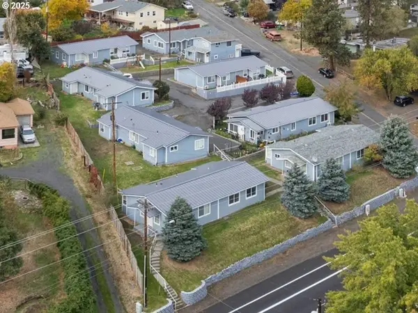 1106 Emerson Dr, TheDalles, OR 97058