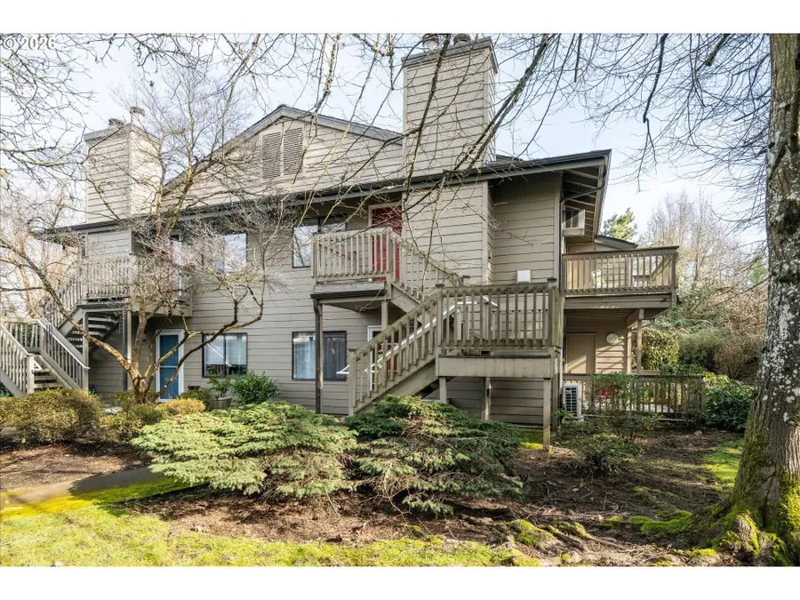 1927 Lake Isle Dr, Eugene, OR 97401 - Image #3