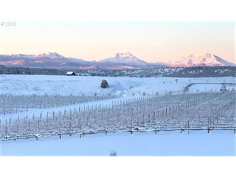 70445 NW Lower Valley Dr, Terrebonne, OR 97760 - Image #3