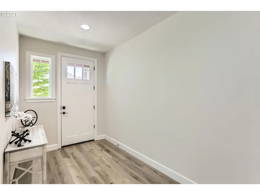 5802 NW Bannister Dr, Portland, OR 97229 - #3