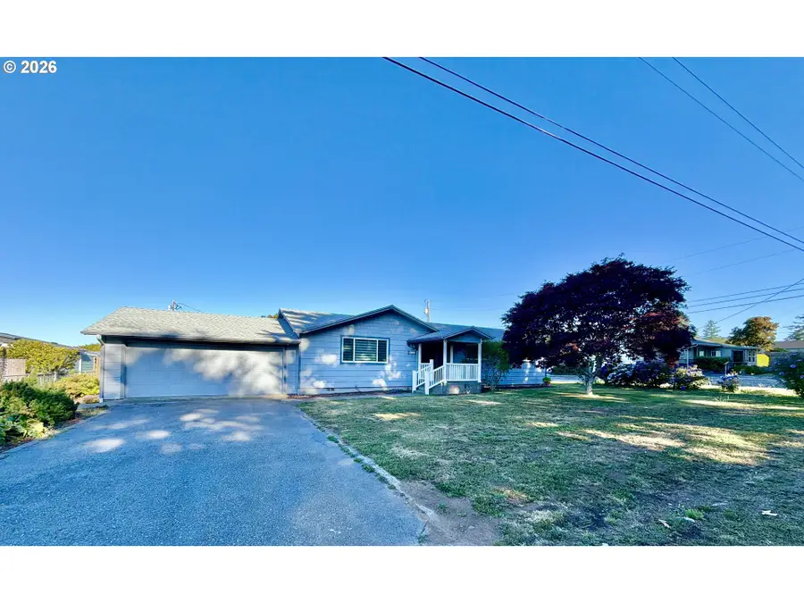98120 Olsen Ln, Brookings, OR 97415 - #2