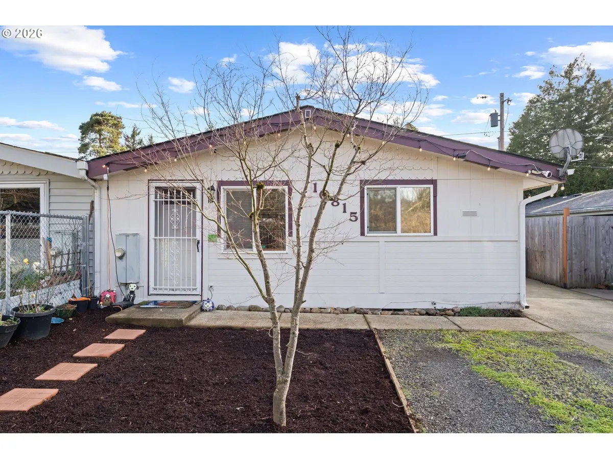 10815 SE Bush St, Portland, OR 97266 - #1