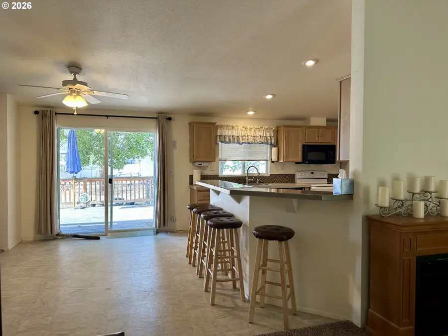 1809 26th St #38, La Grande, OR 97850 - #3