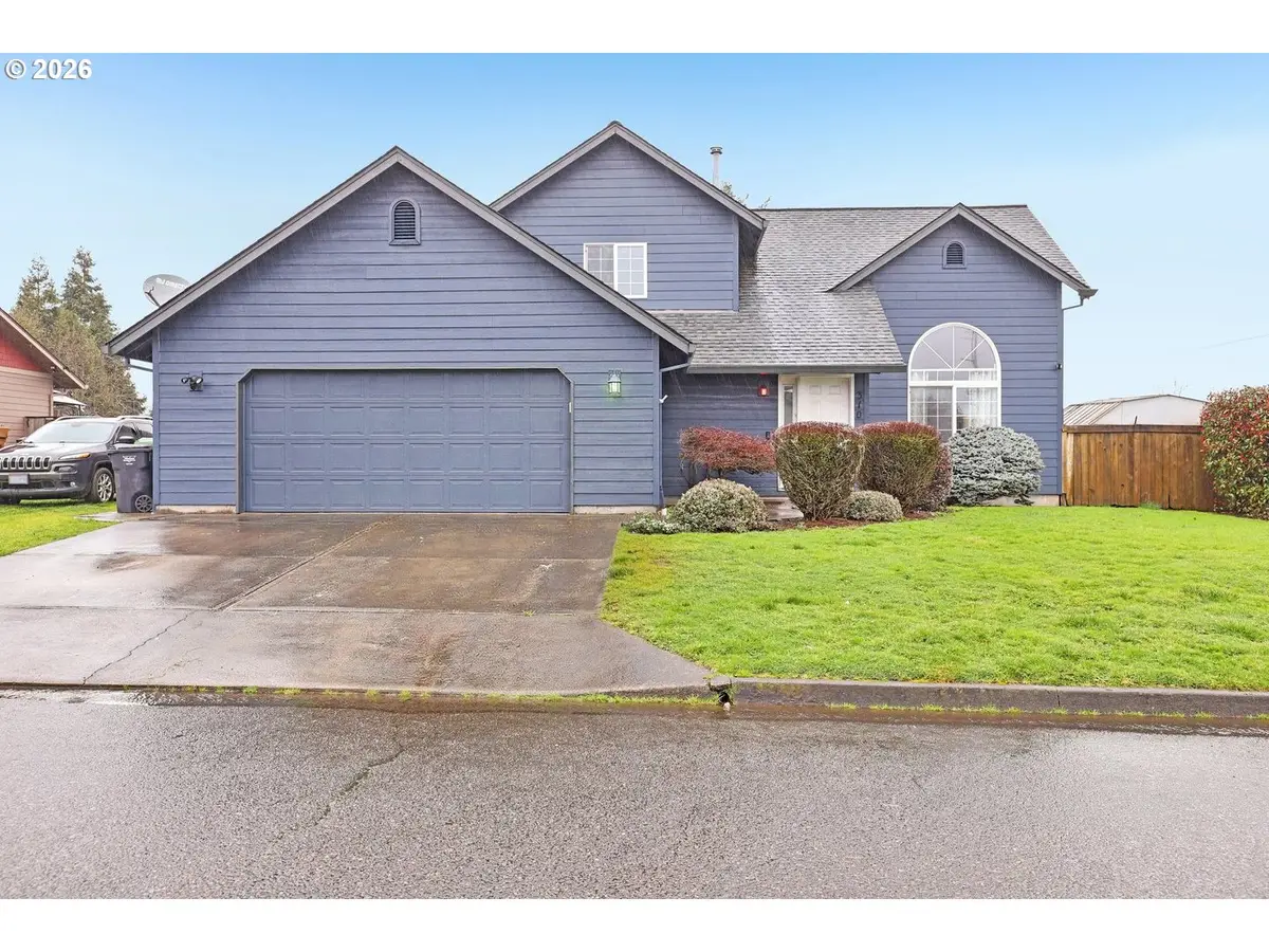 310 Pacific St, Columbia City, OR 97018 - #1