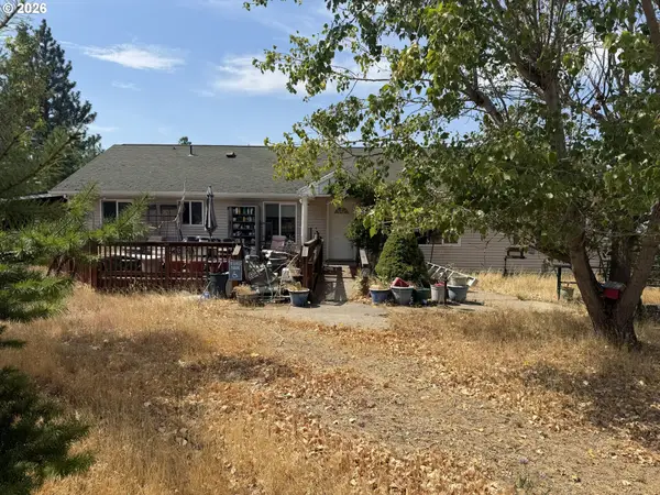 2067 Ridge Rd, TheDalles, OR 97058