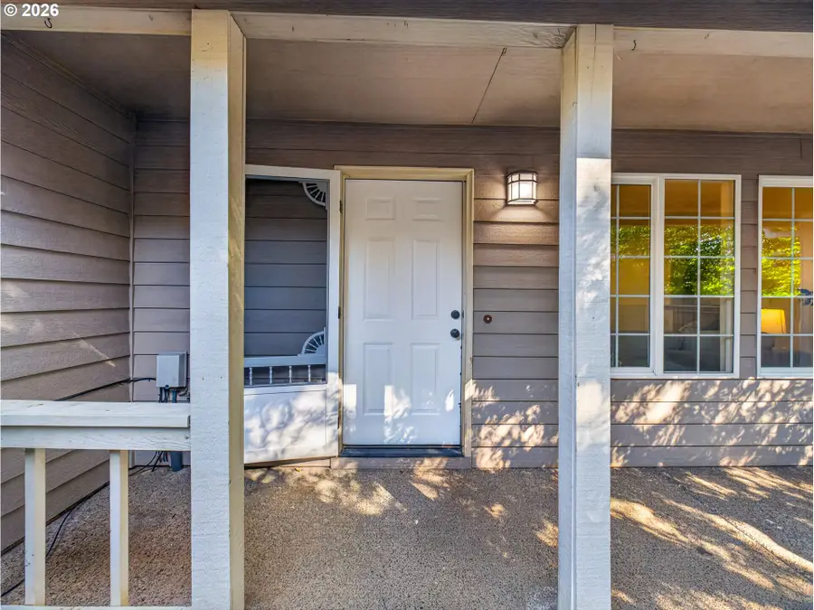 19332 Silverfox Pkwy, Oregon City, OR 97045 - #3