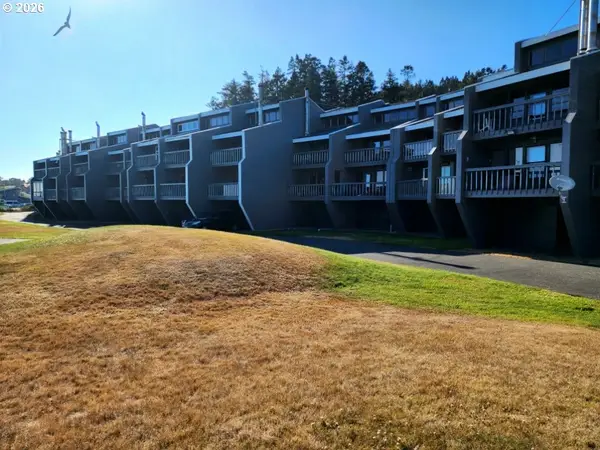 94304 Wedderburn Loop #428, GoldBeach, OR 97444