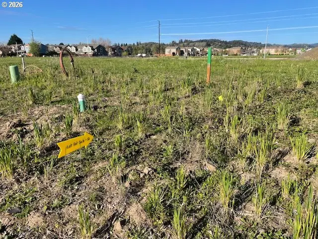 2155 NW Fendle Way, McMinnville, OR 97128 - #2