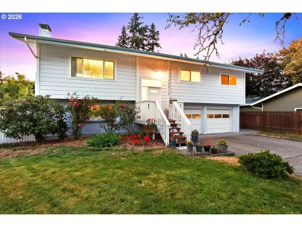 15016 NE 74th St, Vancouver, WA 98682