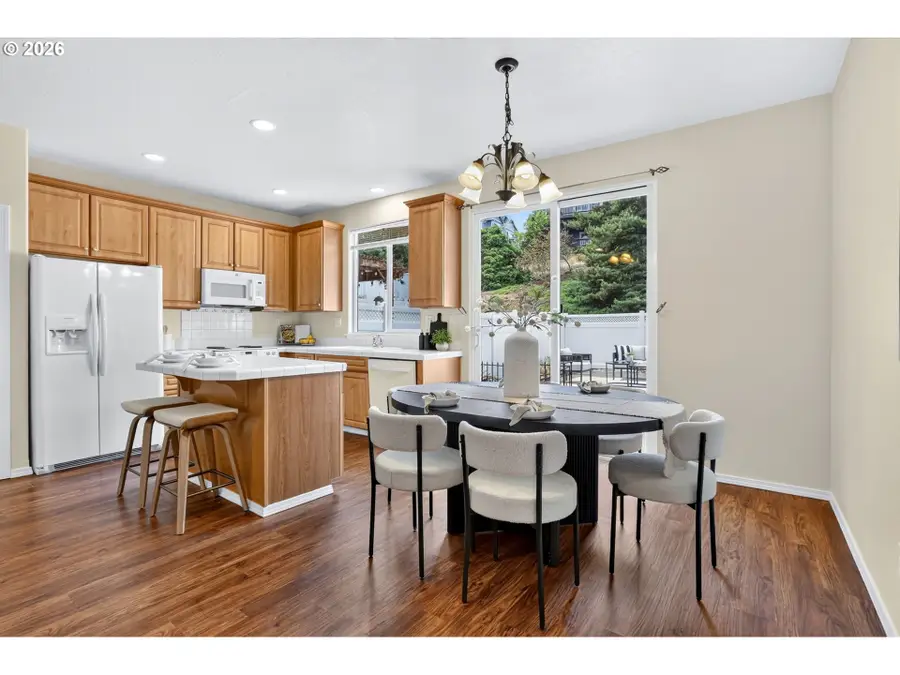 20452 Hoodview Ave, West Linn, OR 97068 - #2