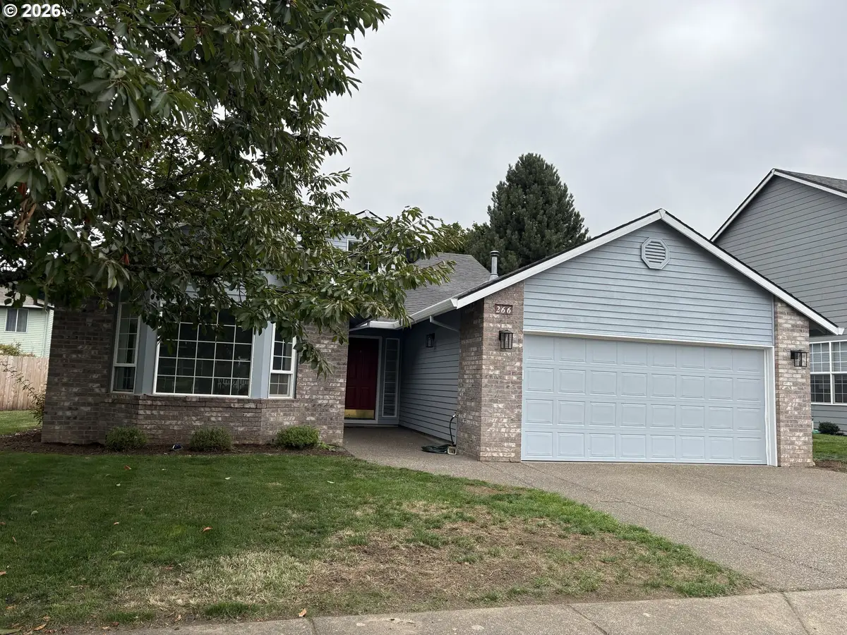 266 SE 10th Ave, Canby, OR 97013 - #1