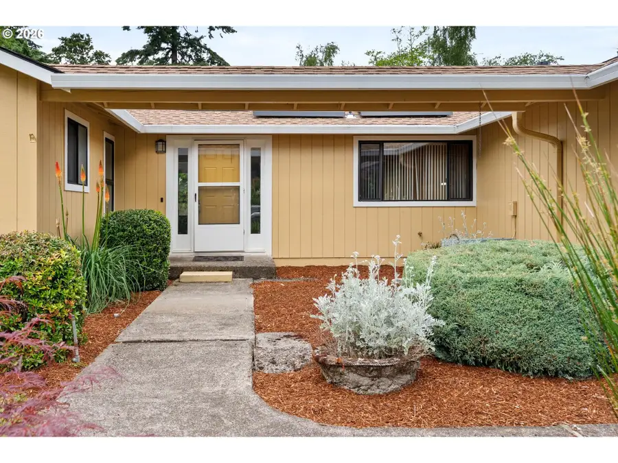 7245 SW Leslie St, Portland, OR 97223 - #3