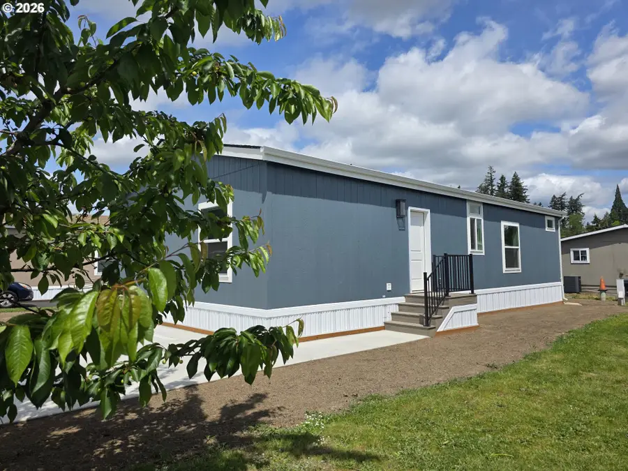 8204 SE Poppy St, Milwaukie, OR 97267 - #2