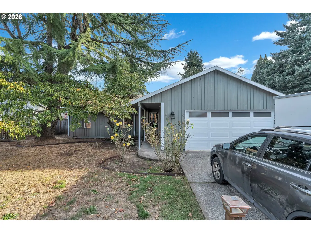 2848 SE Lonny Ct, Hillsboro, OR 97123 - #1